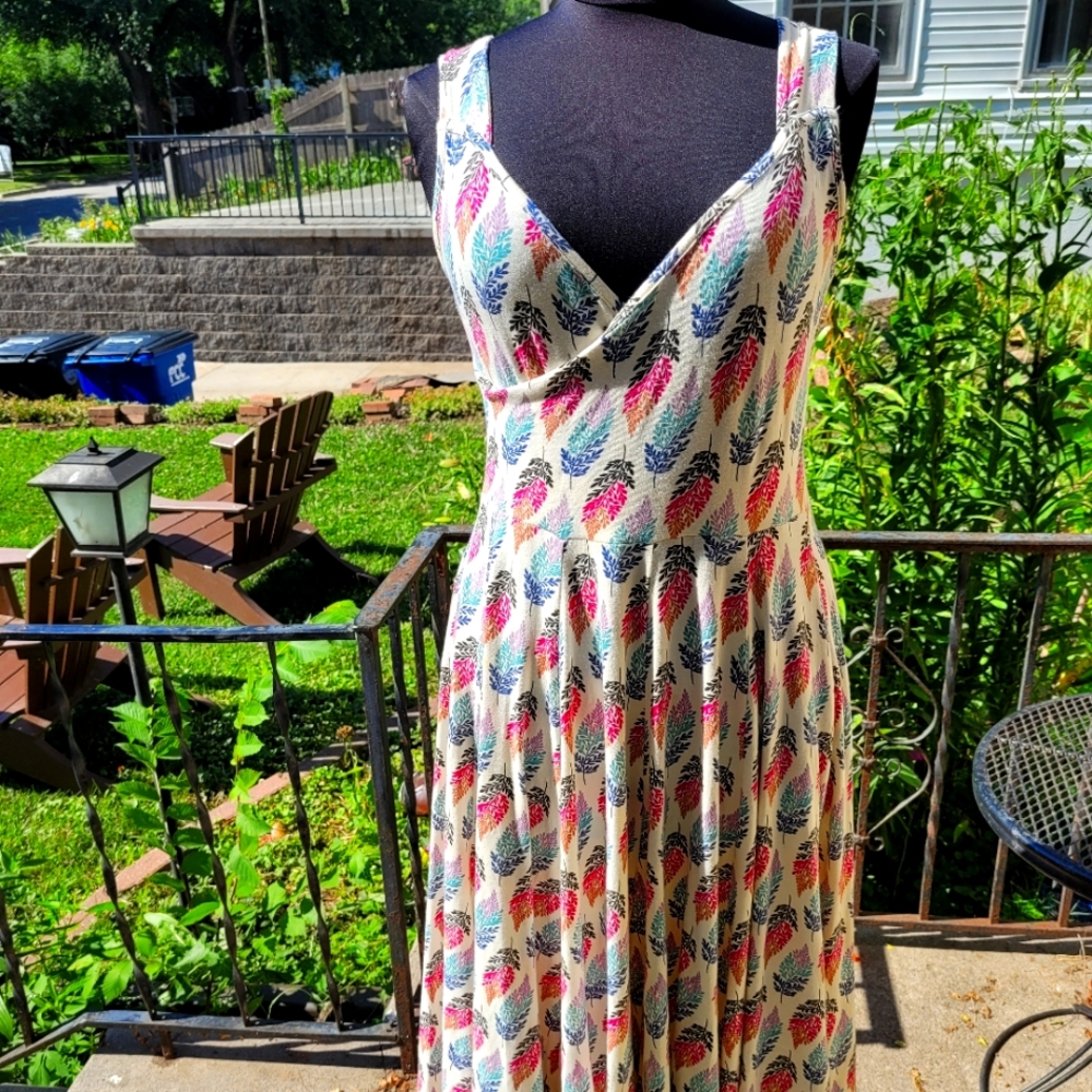 Effies Heart sonnet dress size medium